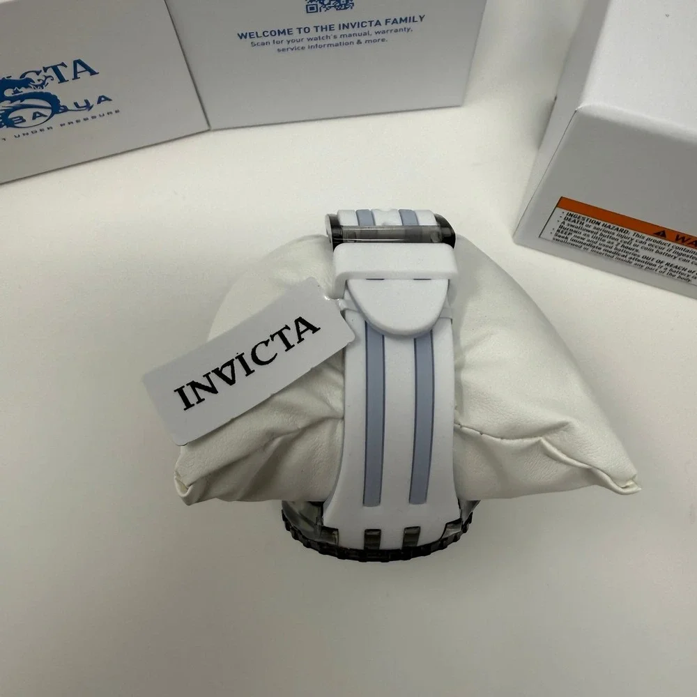 Invicta new box